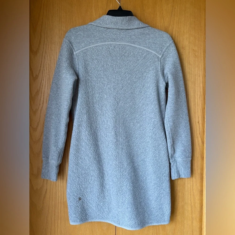 Lululemon Women’s Activewear/Casual Jacket-Size: 4-Color: Gray-Preowned, EUC